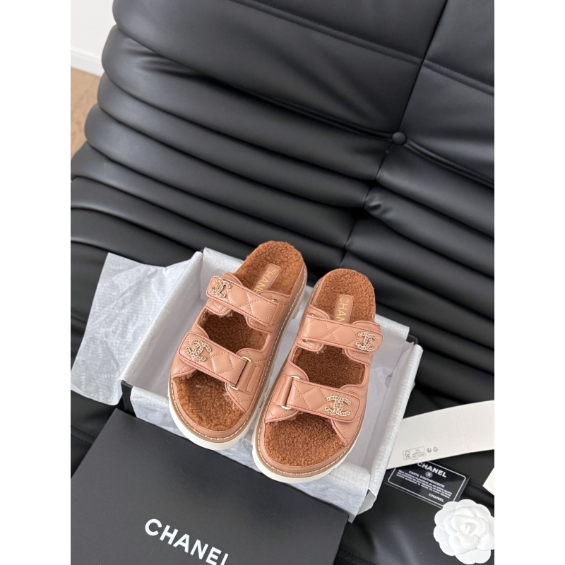 Ch*el slippers